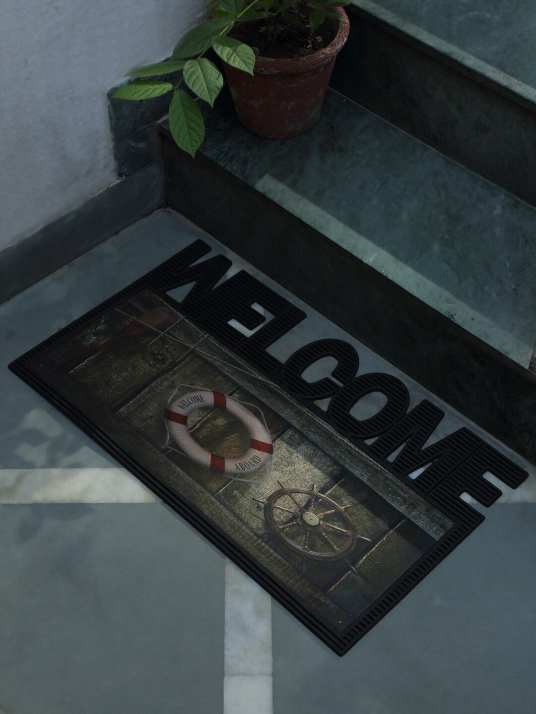 

HOSTA HOMES Brown & Black Printed Anti-Skid King Size Rubber Doormat