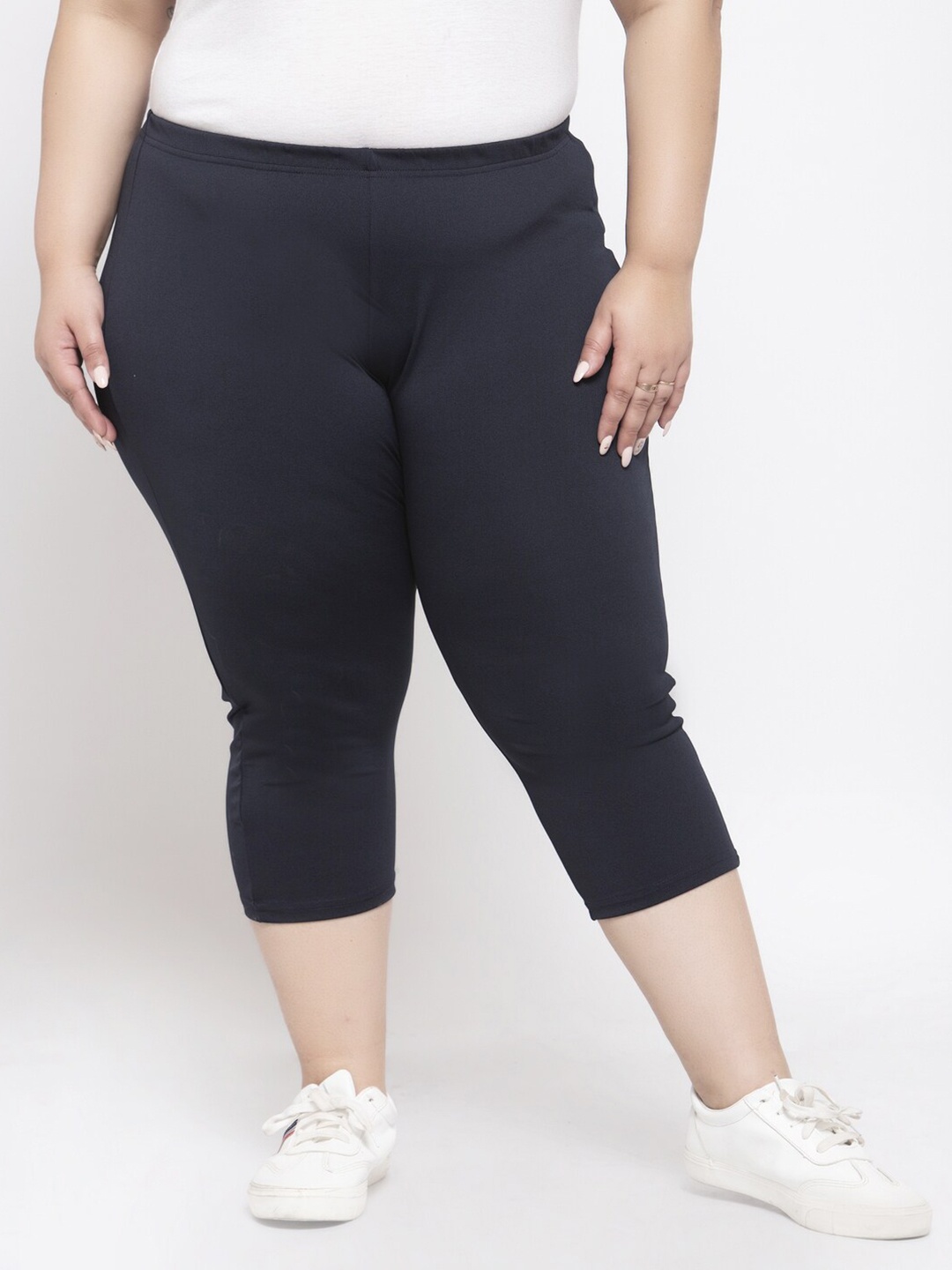 

plusS Women Navy Blue Capris