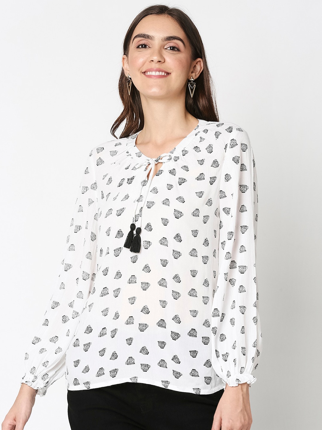 

Bewakoof White Tie-Up Neck Regular Top