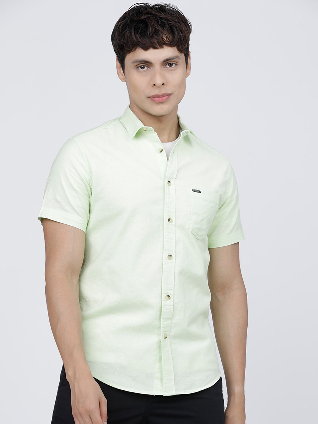 

The Indian Garage Co Men Green Casual Shirt