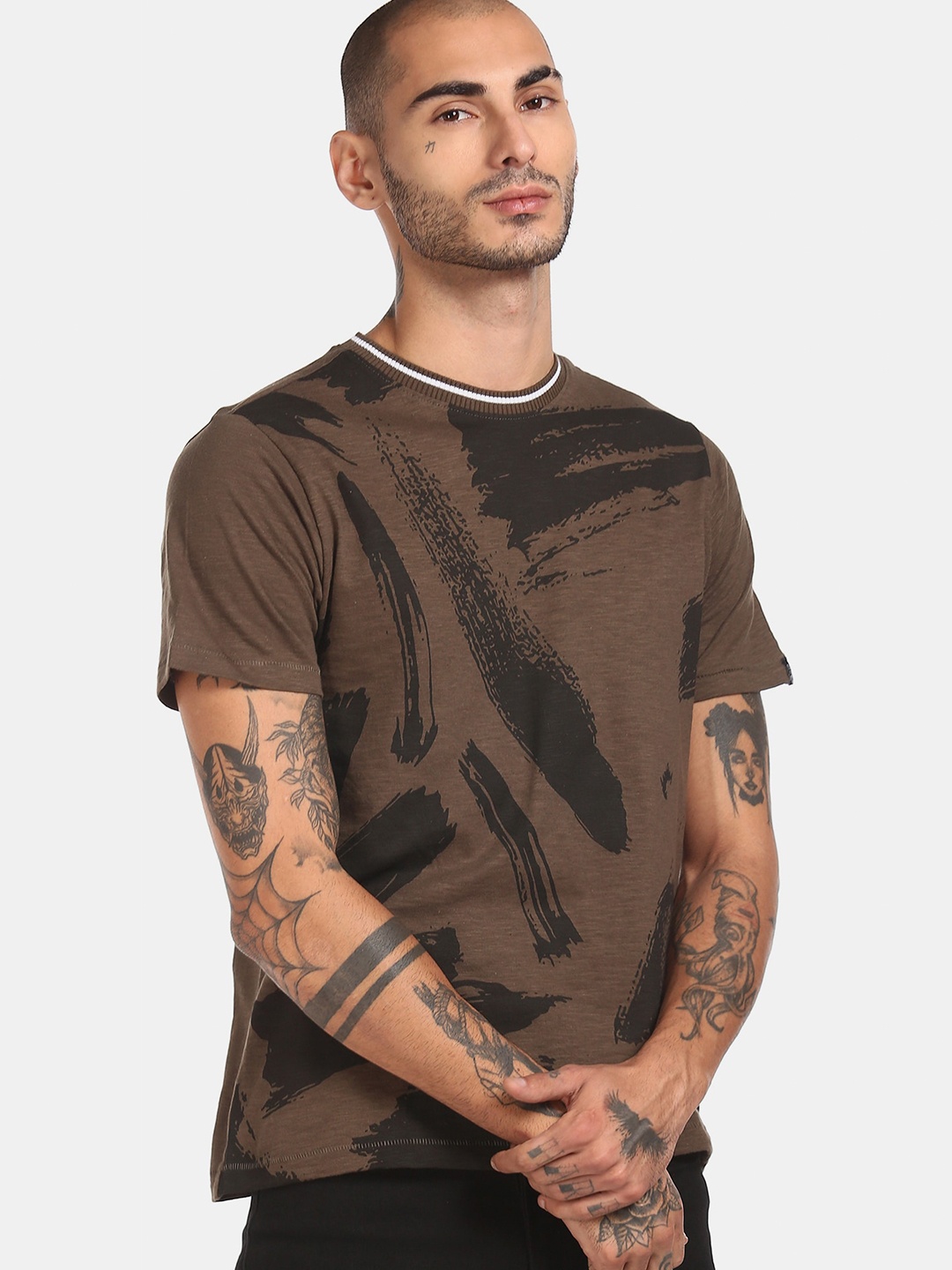 

Cherokee Men Olive Printed T-shirt