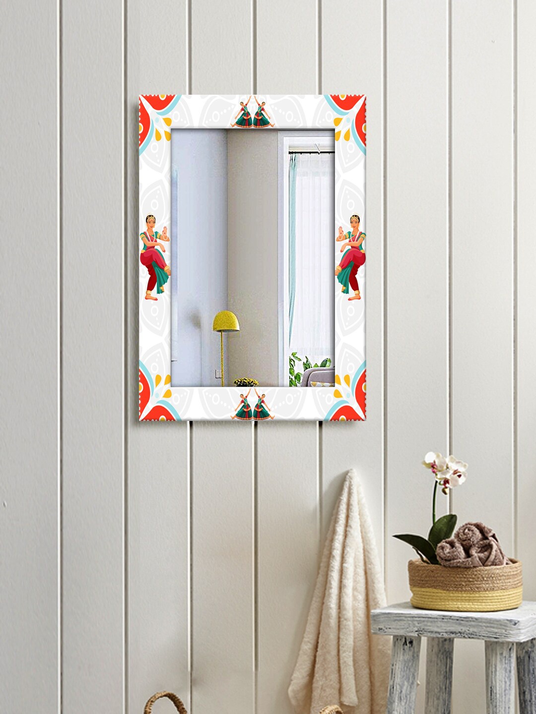 

999Store White & Red Traditional Dance Lady Printed Wall Hanging Mirror