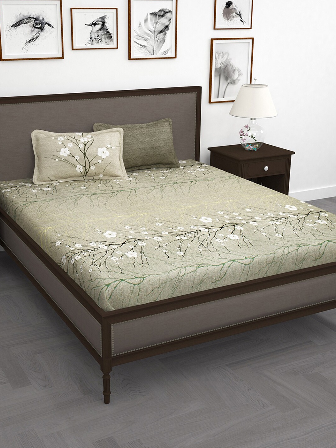 

Story@home Olive & White Floral 240TC King Bedsheet with 2 Pillow Covers