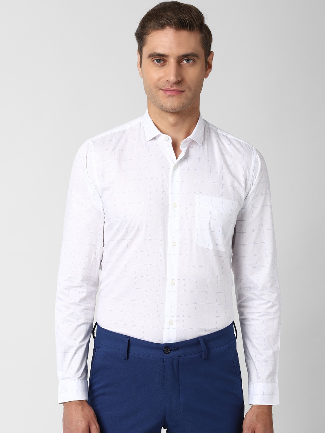 

Peter England Men White Slim Fit Checked Casual Shirt