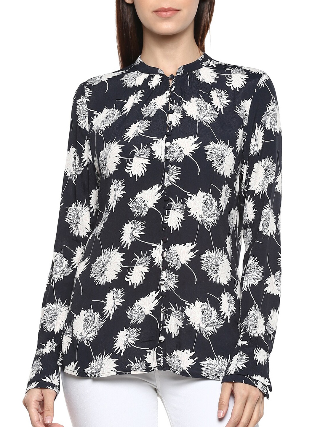 

Phase Eight Black Mandarin Collar Regular Top