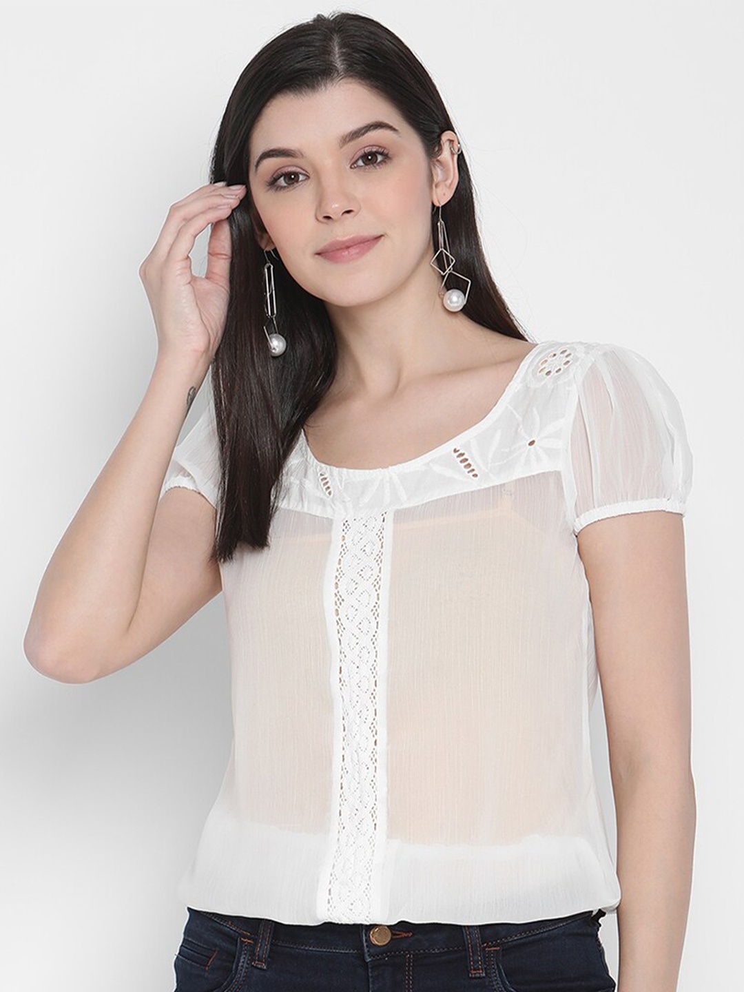

Porsorte White Puff Sleeve Embroidery Chiffon Top