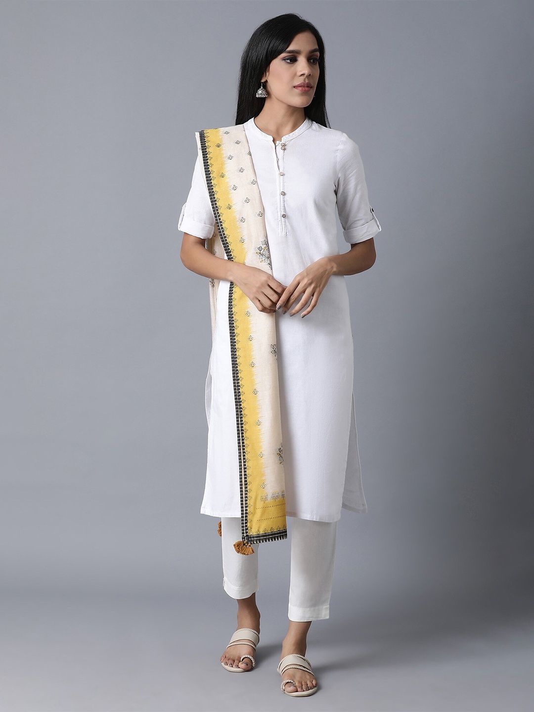W Off White & Gold-Toned Ethnic Motifs Printed Dupatta