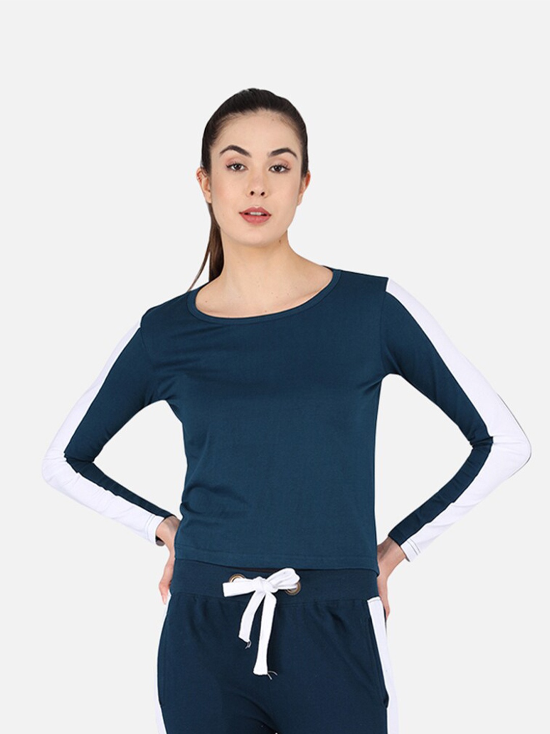 

The Dry State Women Teal & White Colourblocked T-shirt