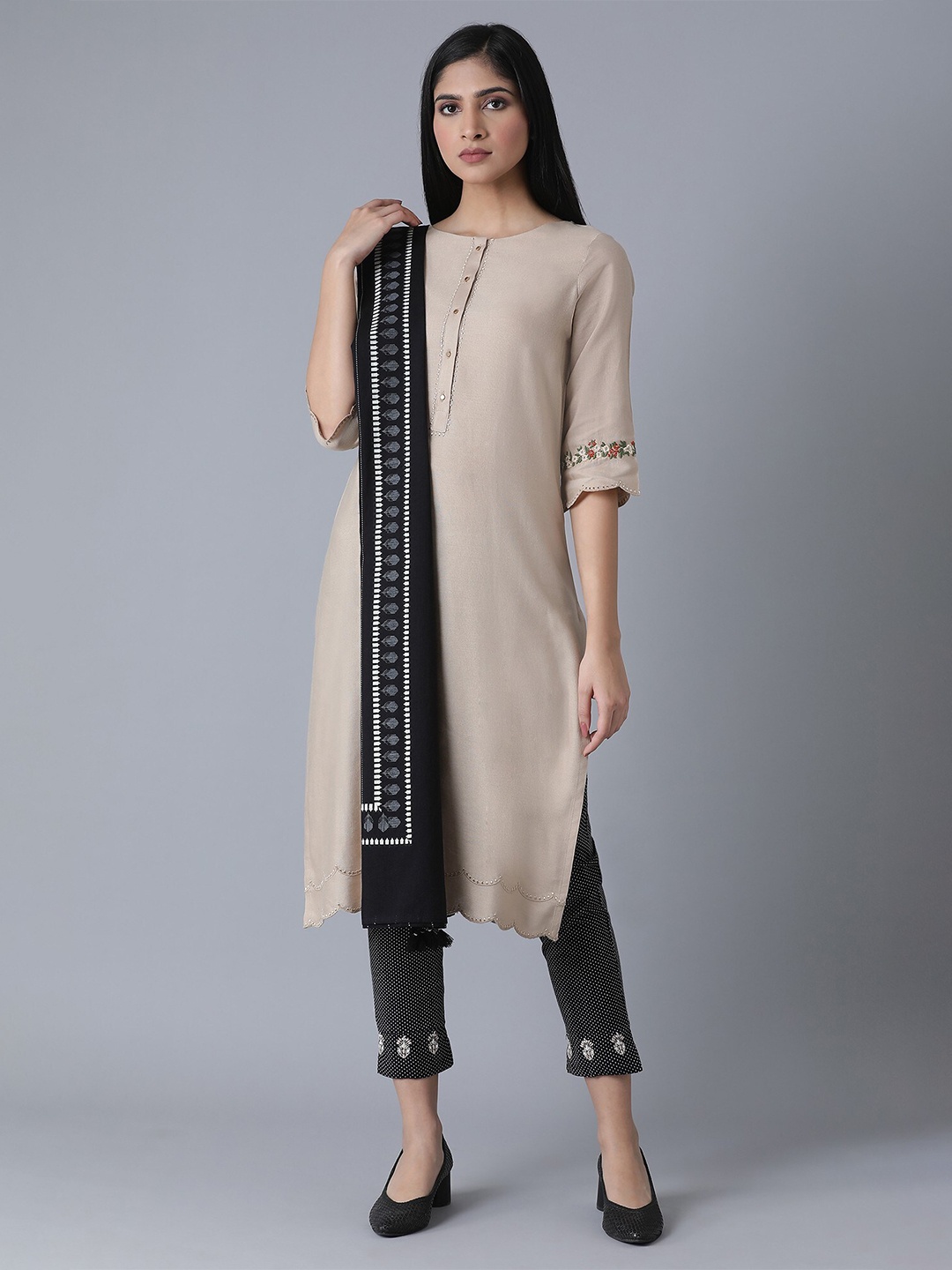 

W Black & White Striped Pure Cotton Dupatta