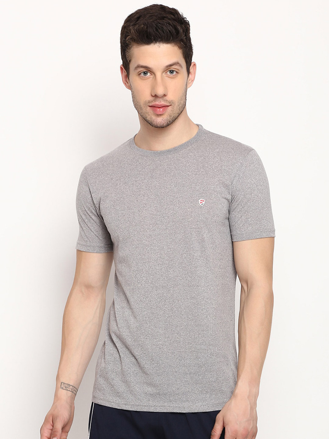 

V2 Value & Variety Men Grey T-shirt