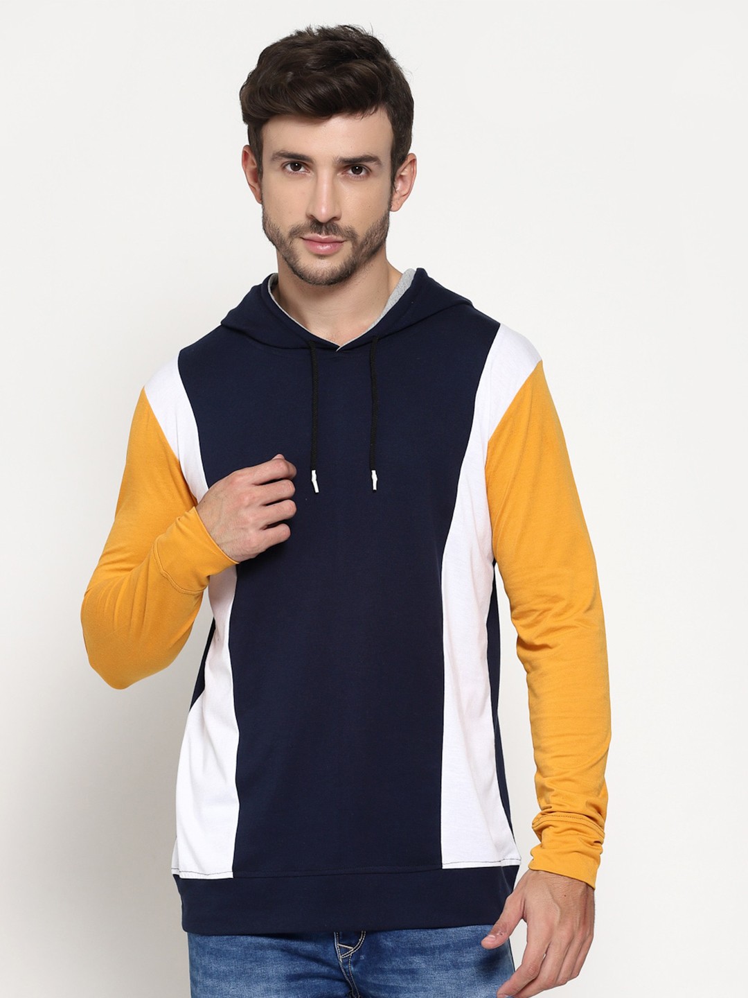 

PAUSE SPORT Men White & Yellow Colourblocked Extended Sleeves T-shirt