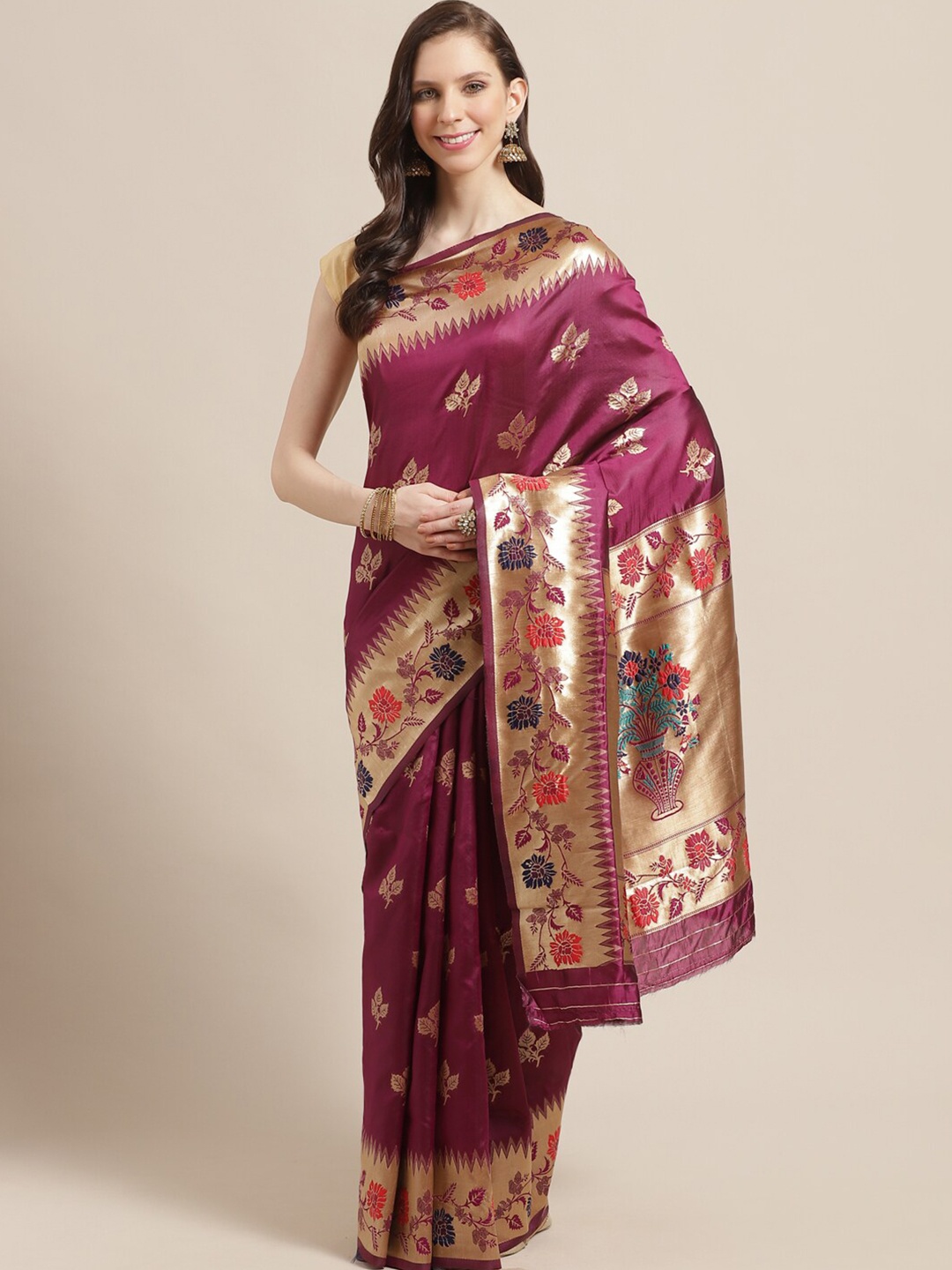 

Saree mall Magenta & Gold-Toned Floral Silk Blend Sarees