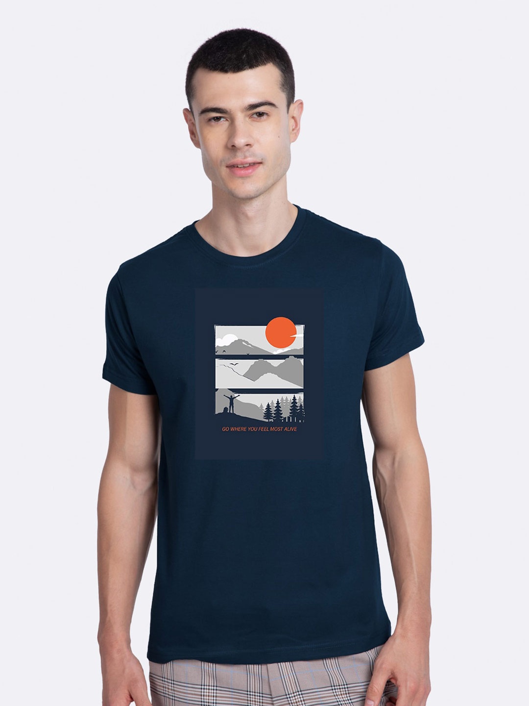 

Bewakoof Men Blue Printed T-shirt