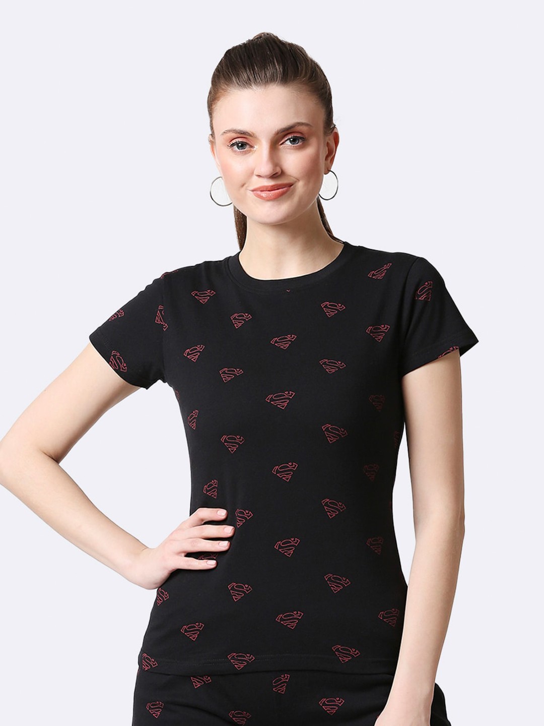 

Bewakoof Women Black Printed Pure Cotton T-shirt