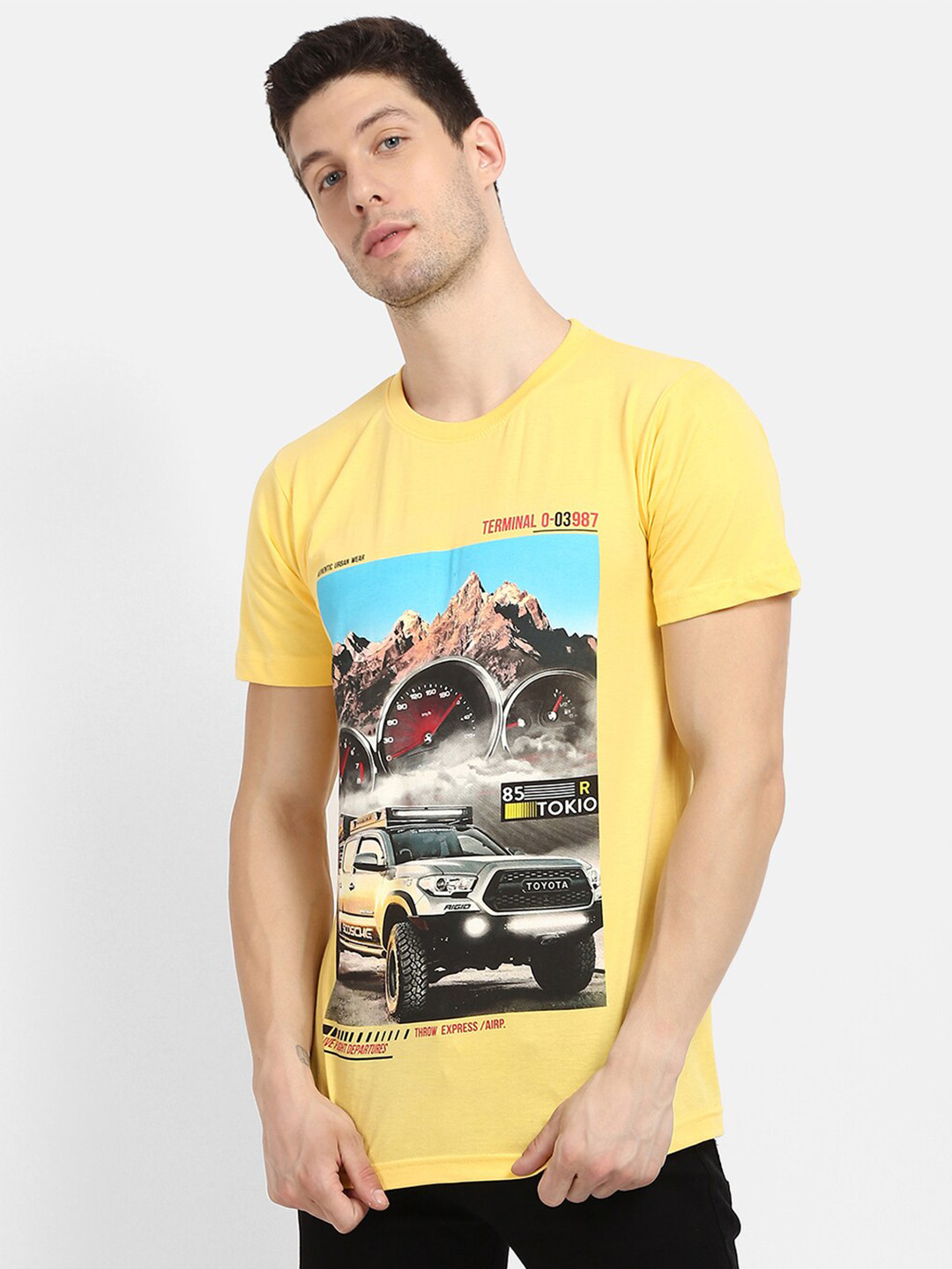 

V2 Value & Variety Men Yellow Printed T-shirt