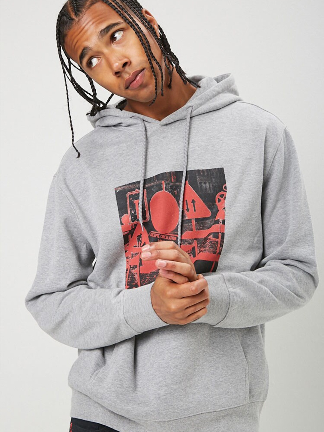 

FOREVER 21 Men Grey Melange & Red Printed T-shirt