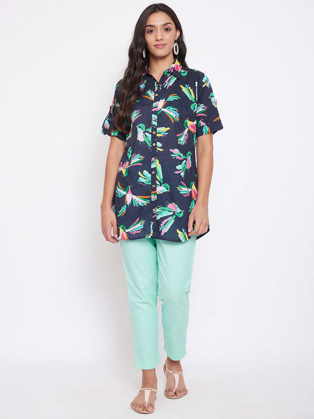 

Bitterlime Women Navy Blue & Sea Green Printed Shirt with Trousers