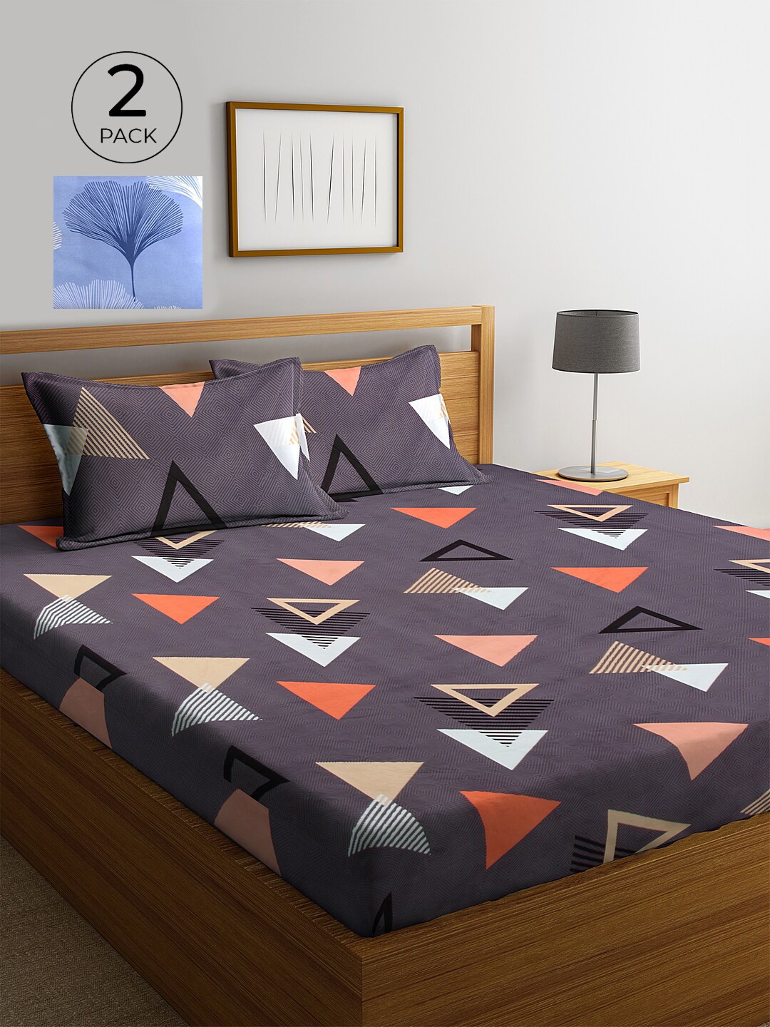 

KLOTTHE Purple & Blue Geometric 210 TC 2 King Bedsheet with 4 Pillow Covers