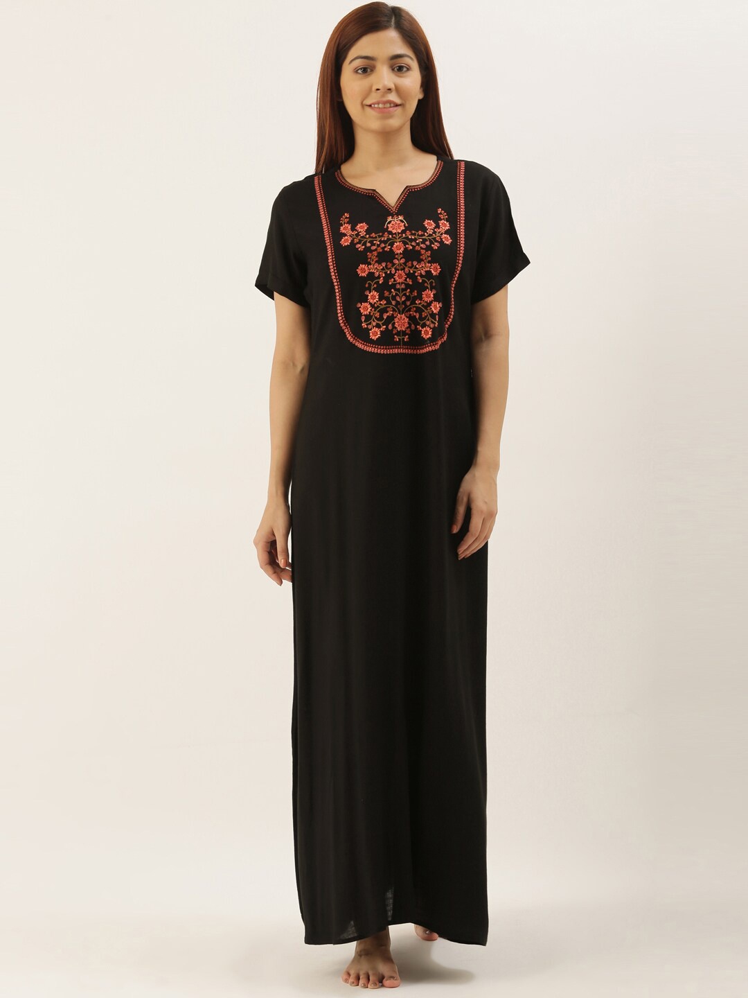 

Bannos Swagger Black Embroidered Maxi Nightdress