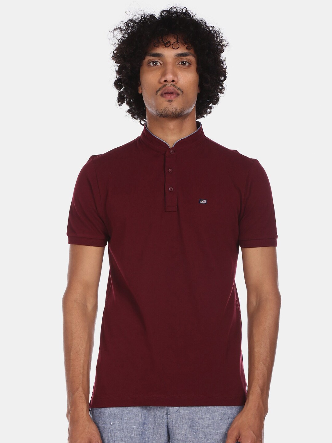 

Arrow Sport Men Maroon Henley Neck T-shirt