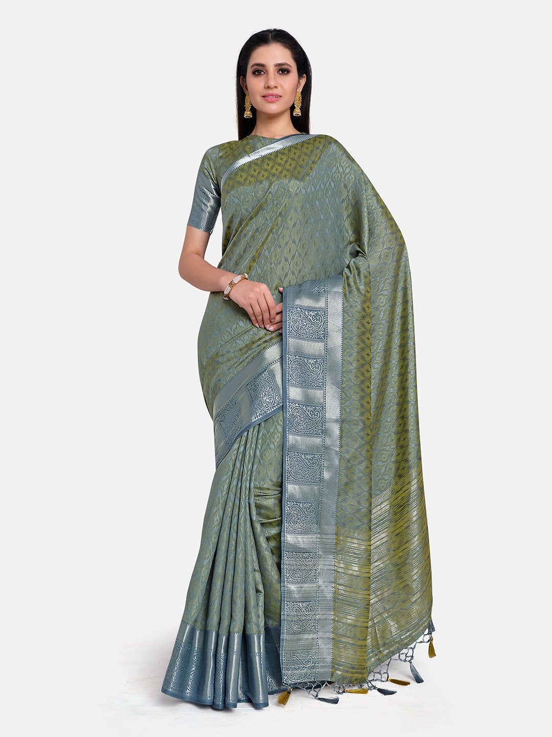 

MIMOSA Grey & Green Woven Design Zari Art Silk Kanjeevaram Saree With Tasseled Pallu