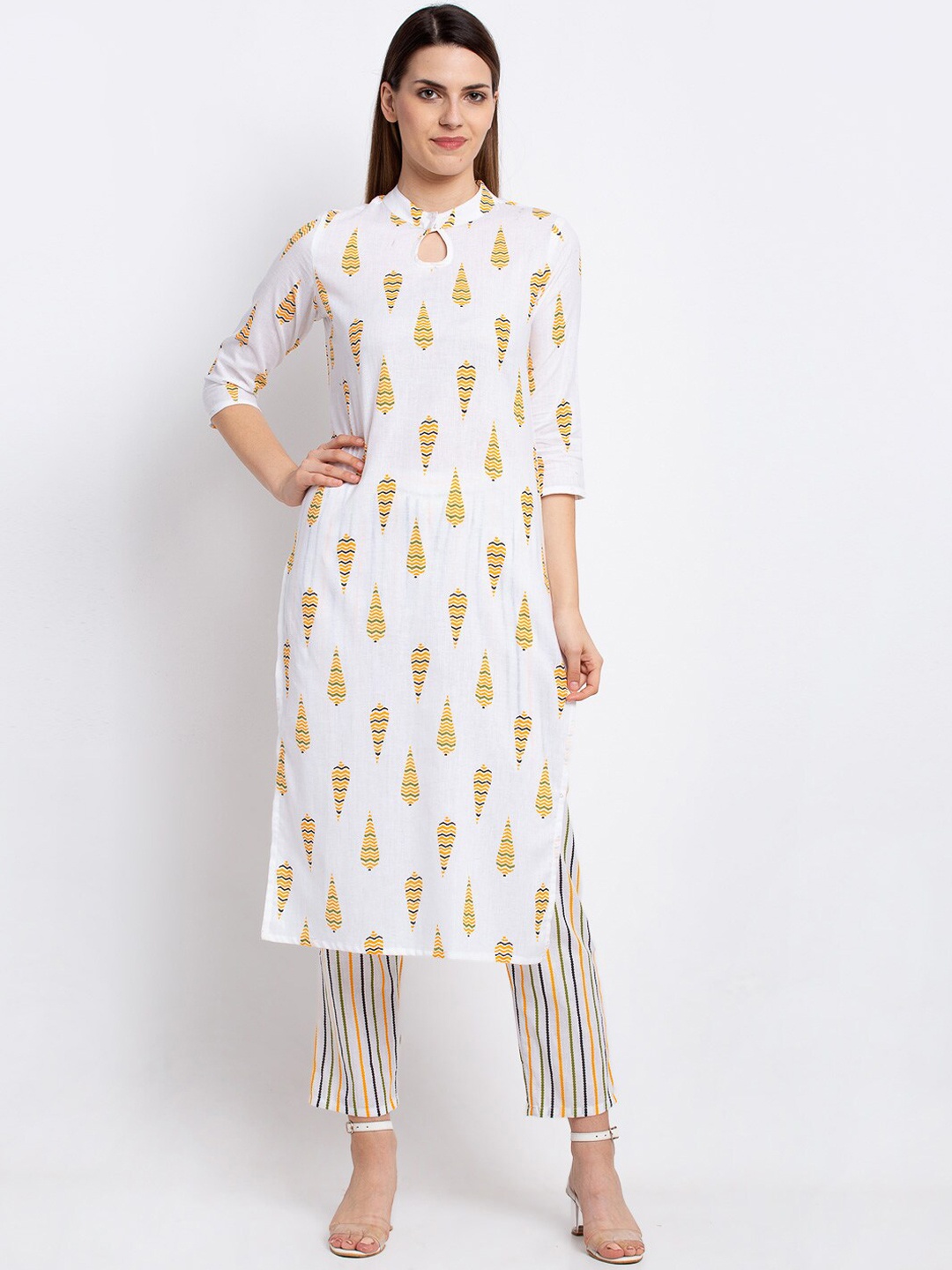 

emeros Women White Floral Printed Pure Cotton Kurta with Trousers