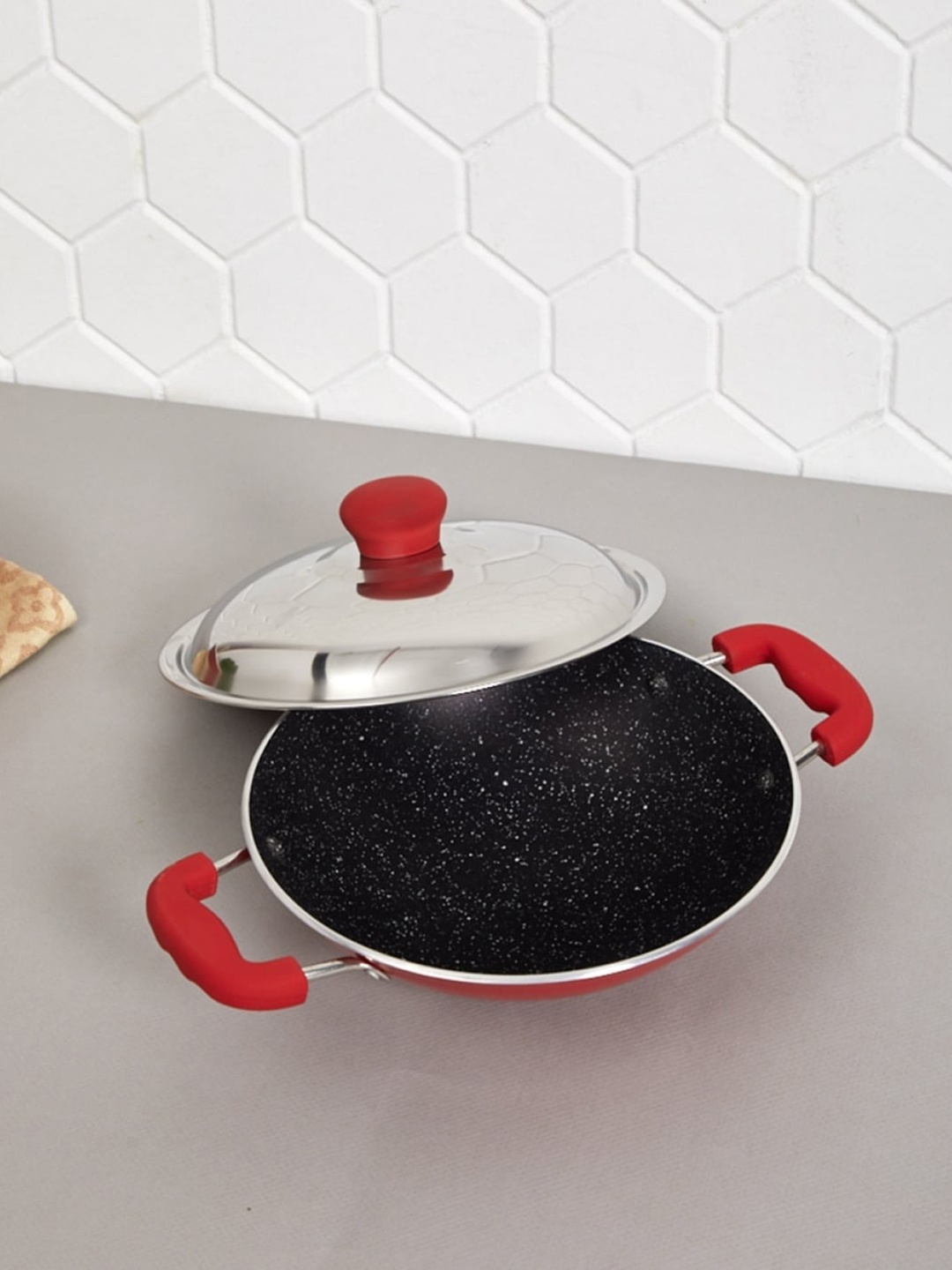 

Home Centre Red & Silver-Toned Solid Magnus Aluminum Appachetty With Lid