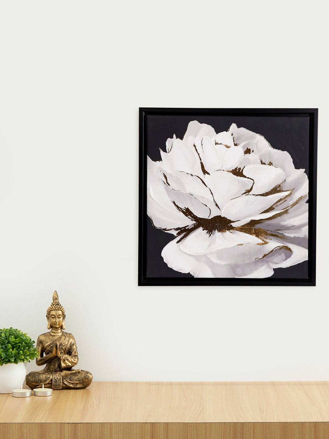 

Home Centre White & Black Mezzuna Floral Wall Art