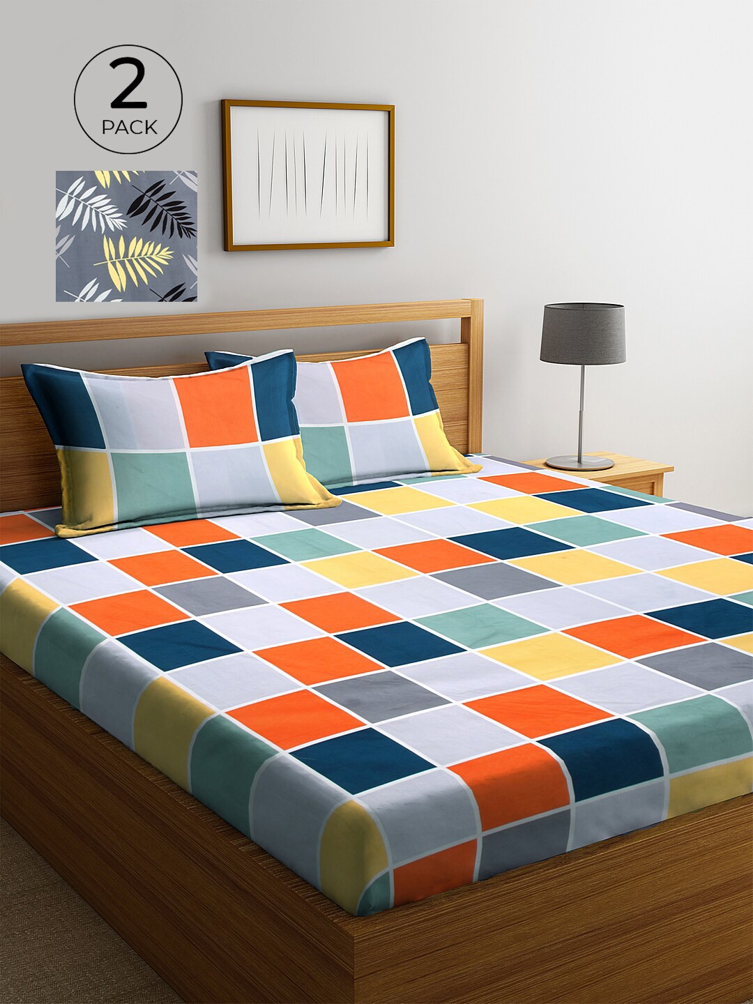 

KLOTTHE Orange & Grey Geometric 210 TC 2 King Bedsheet with 4 Pillow Covers