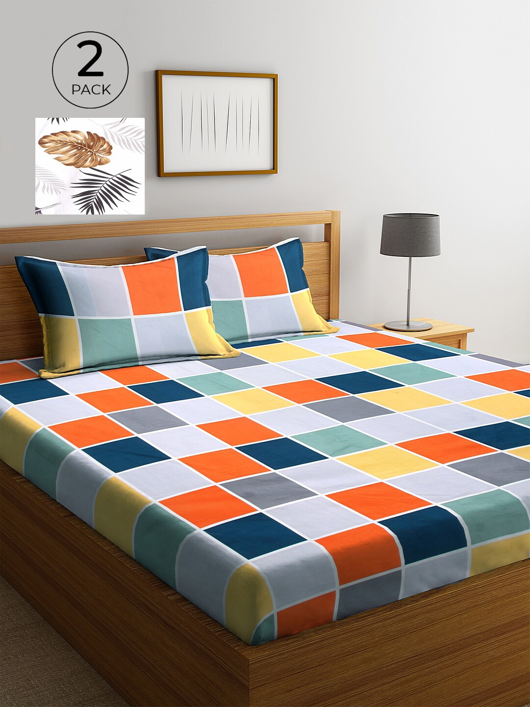 

KLOTTHE Blue & White Geometric 210 TC 2 King Bedsheet with 4 Pillow Covers