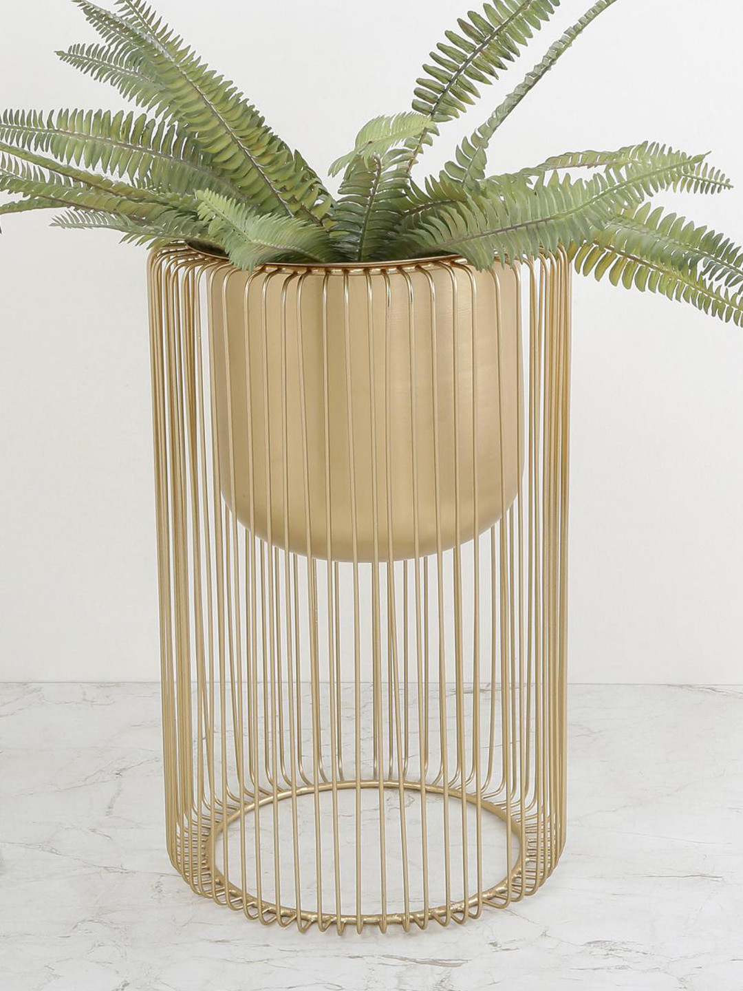 

Home Centre Gold Toned Eternity Wire Planter
