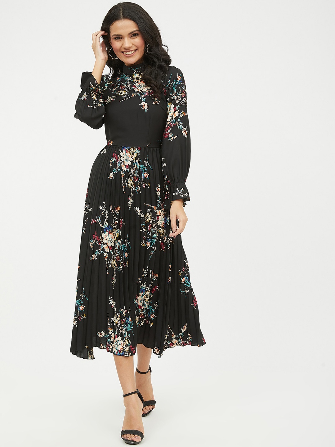 

Harpa Women Black Floral Midi Dress