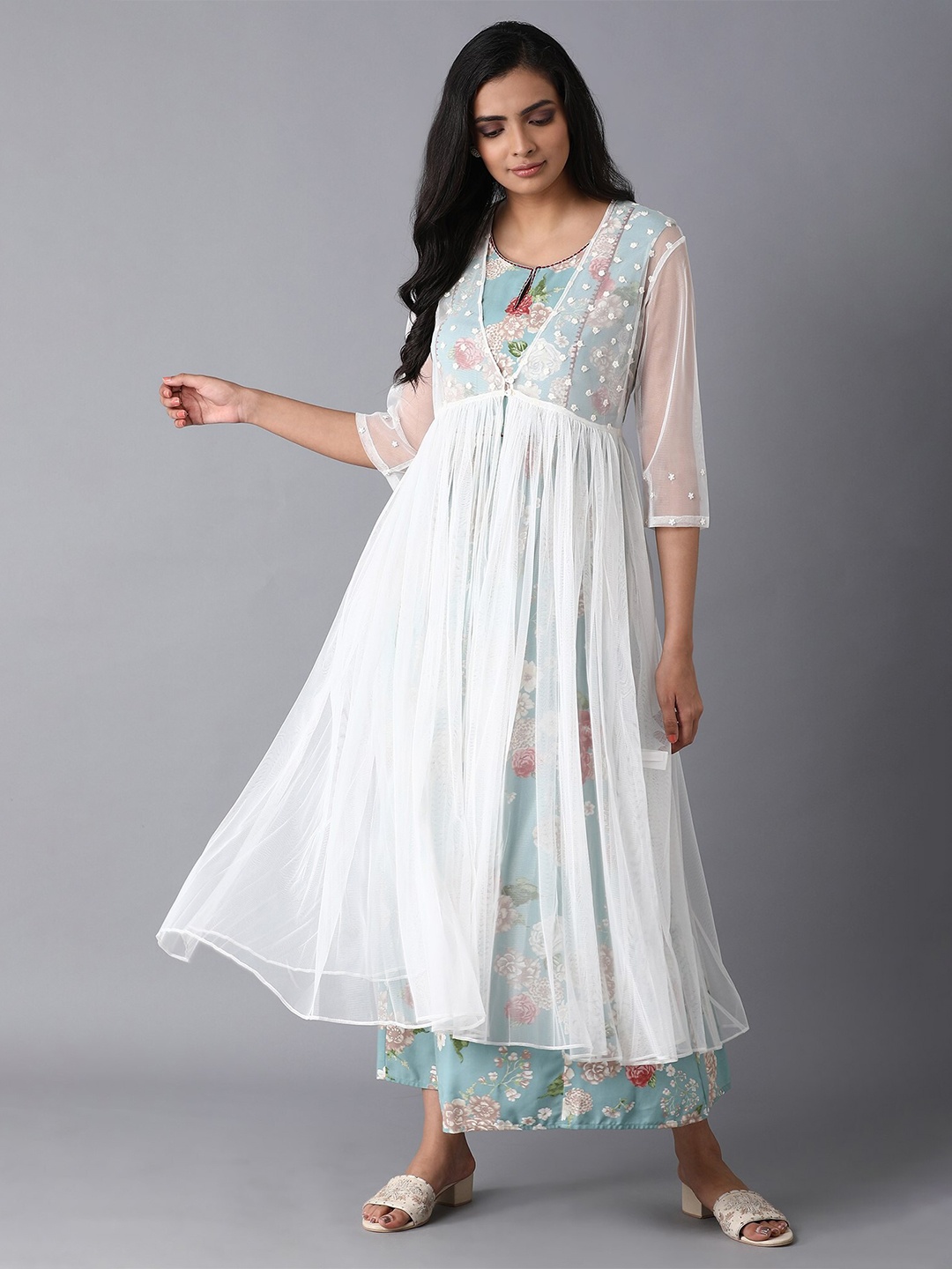 

W Women White Embroidered Longline Button Shrug