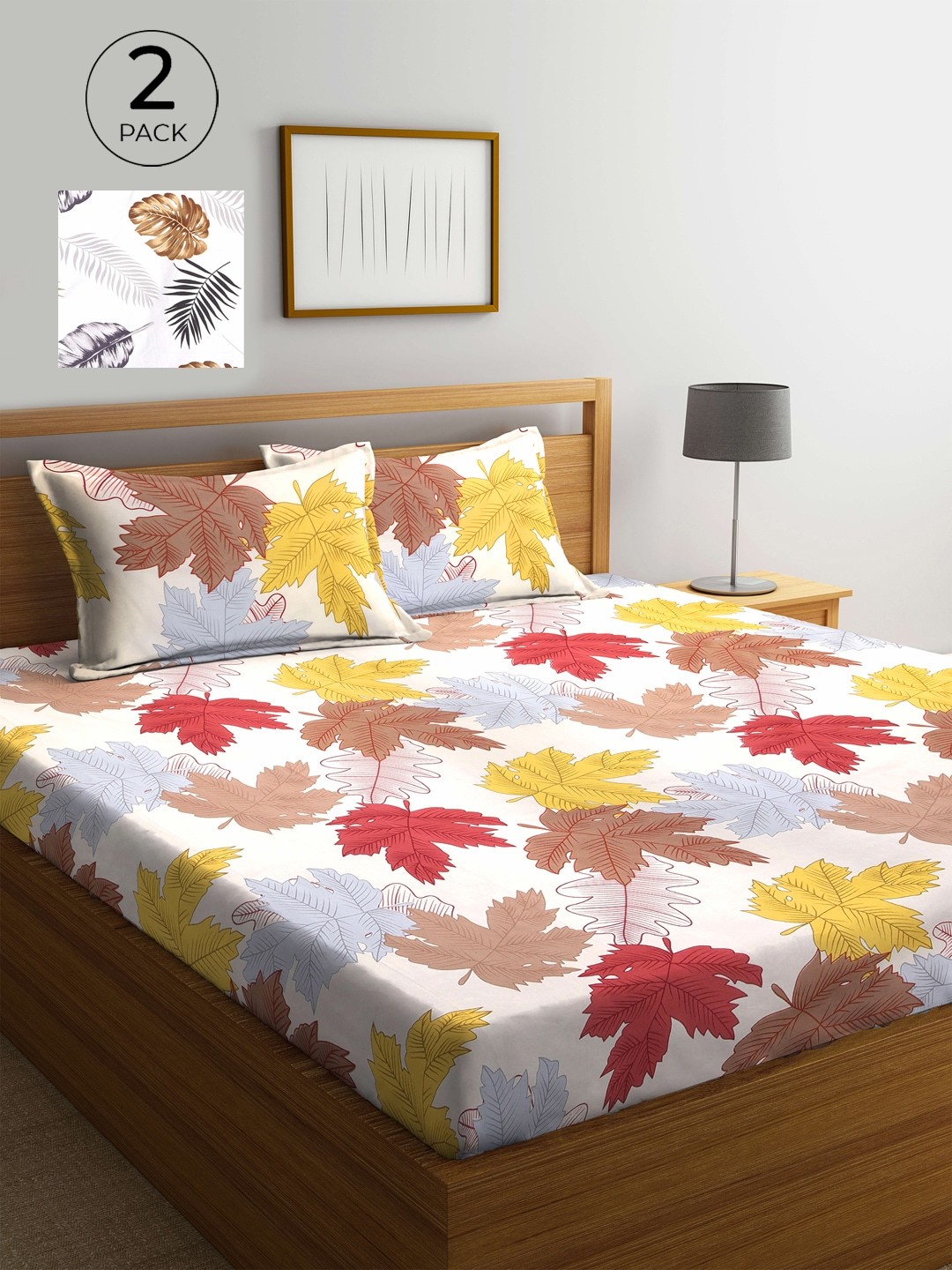 

KLOTTHE Set of 2 White & Red Floral 300 TC King Bedsheet with 4 Pillow Covers