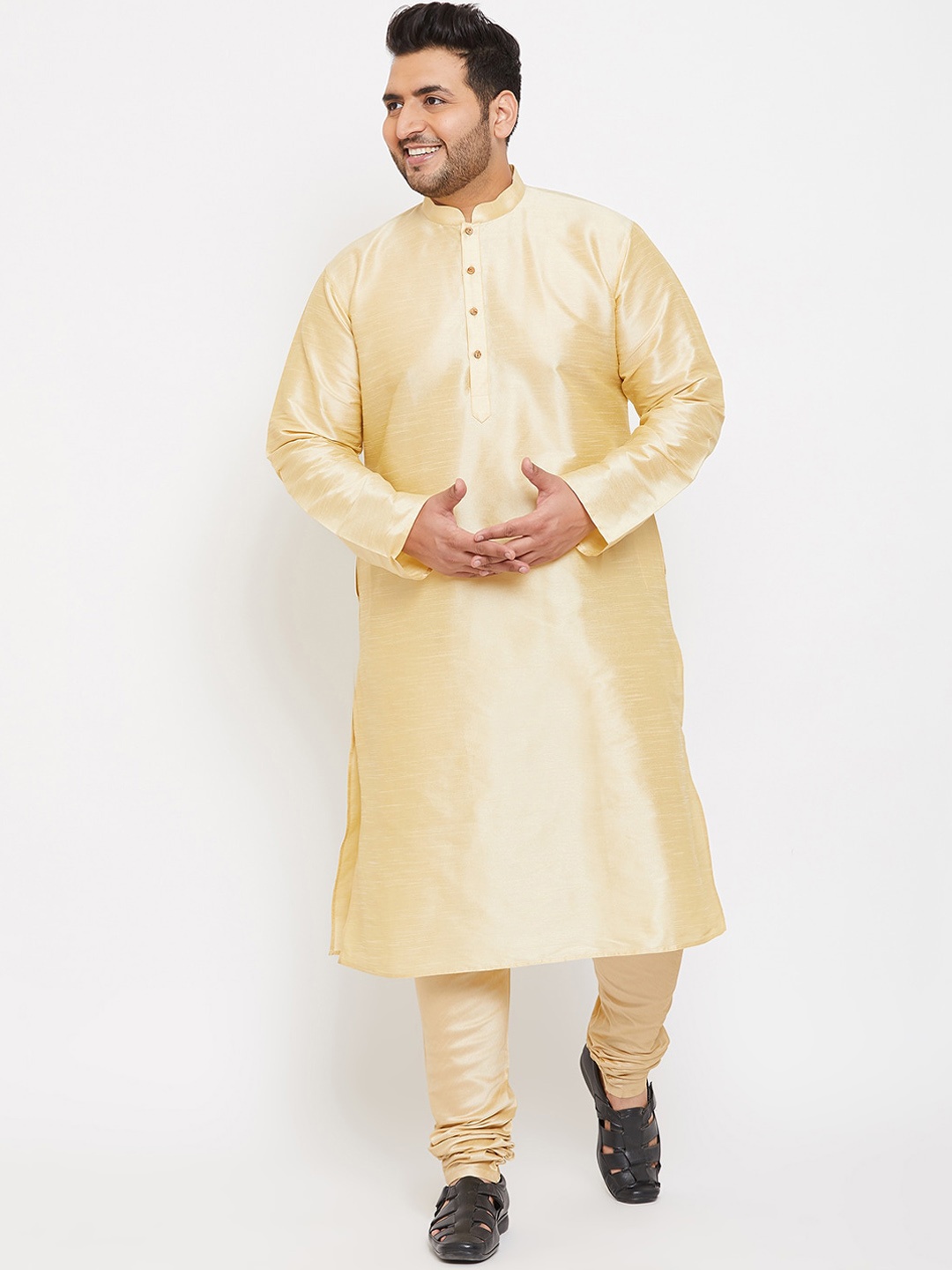 

VASTRAMAY Men Gold Kurta with Churidar
