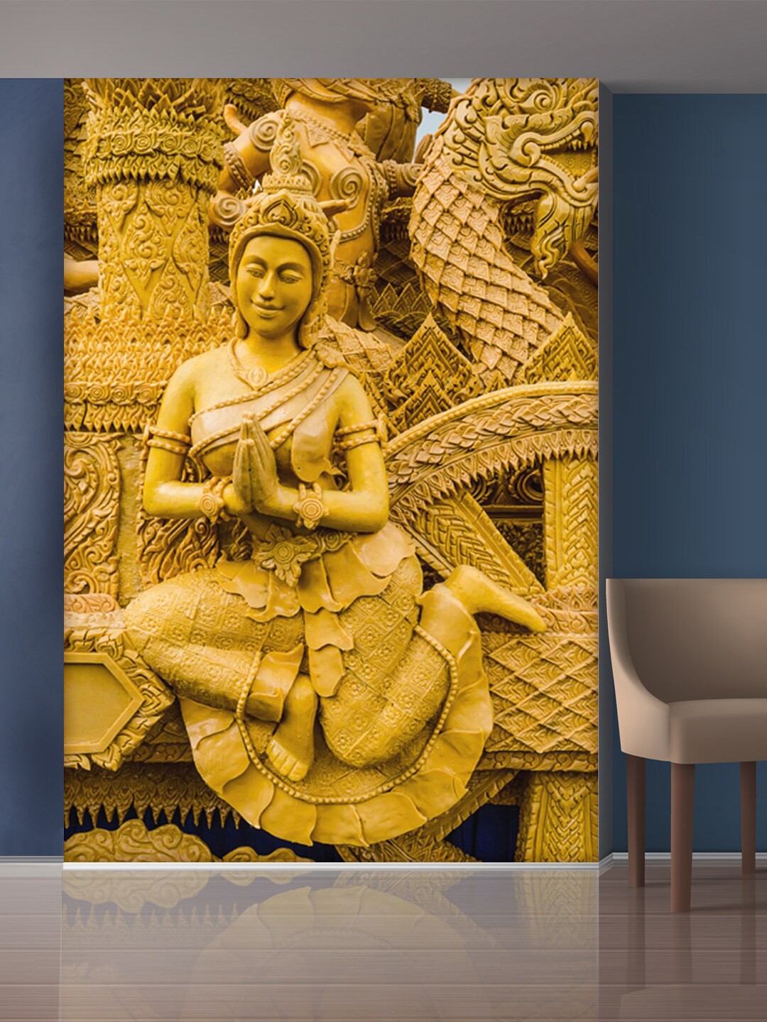 

999Store Gold-Toned Sitting Lady Mural Wall Stickers