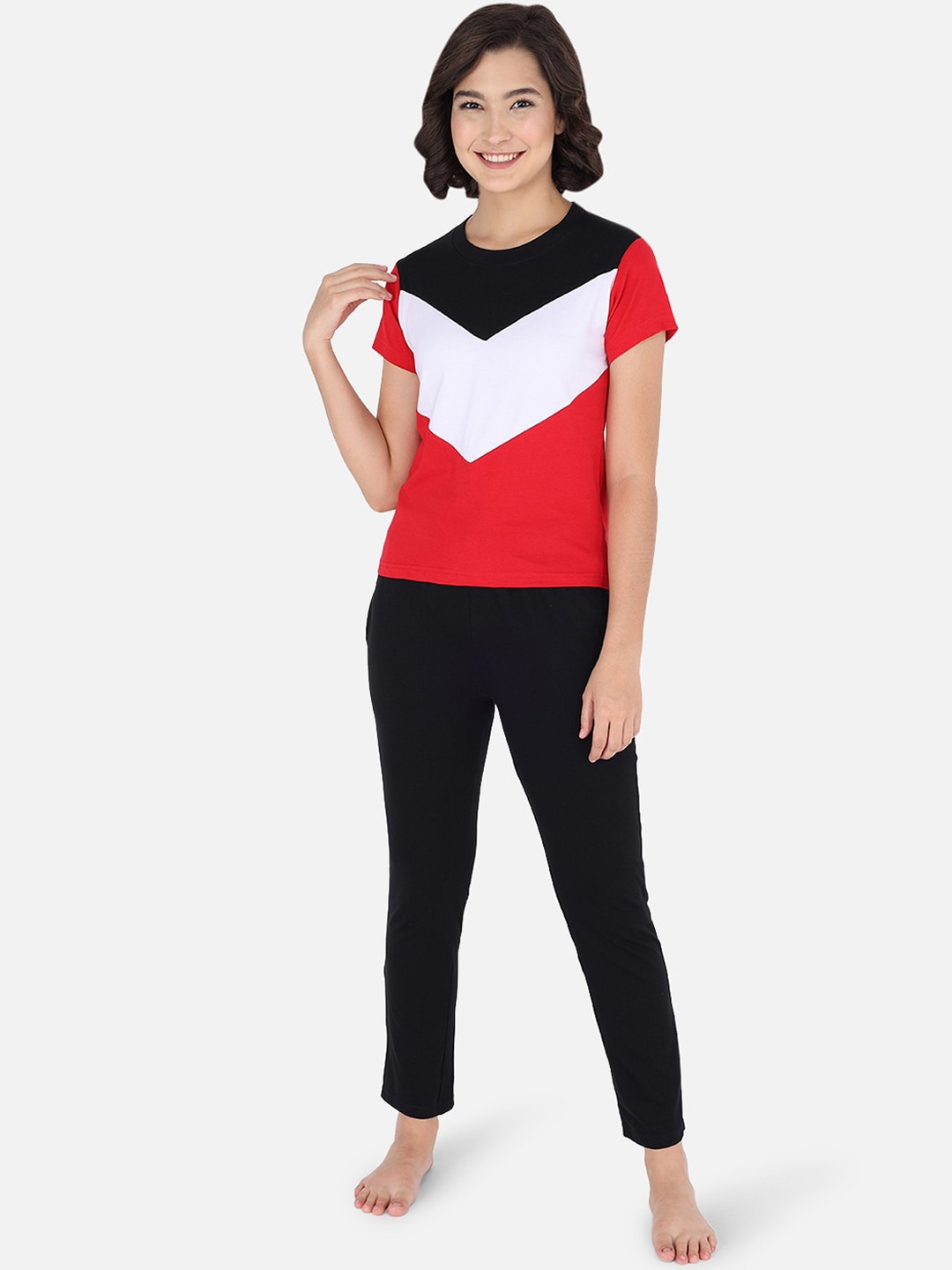 

The Dry State Women Black & White Colourblocked Night suit