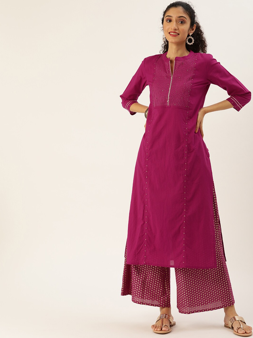 

Varanga Women Magenta Ethnic Motifs Printed Kurta with Palazzos & With Dupatta