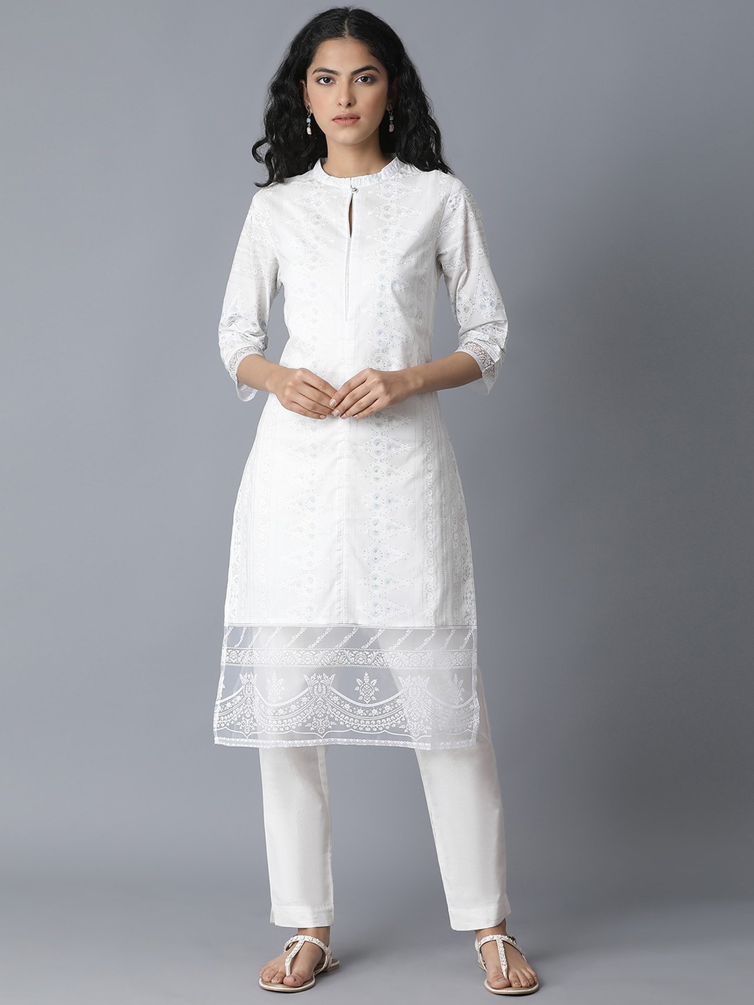 

W Women White Ethnic Motifs Embroidered Kurta