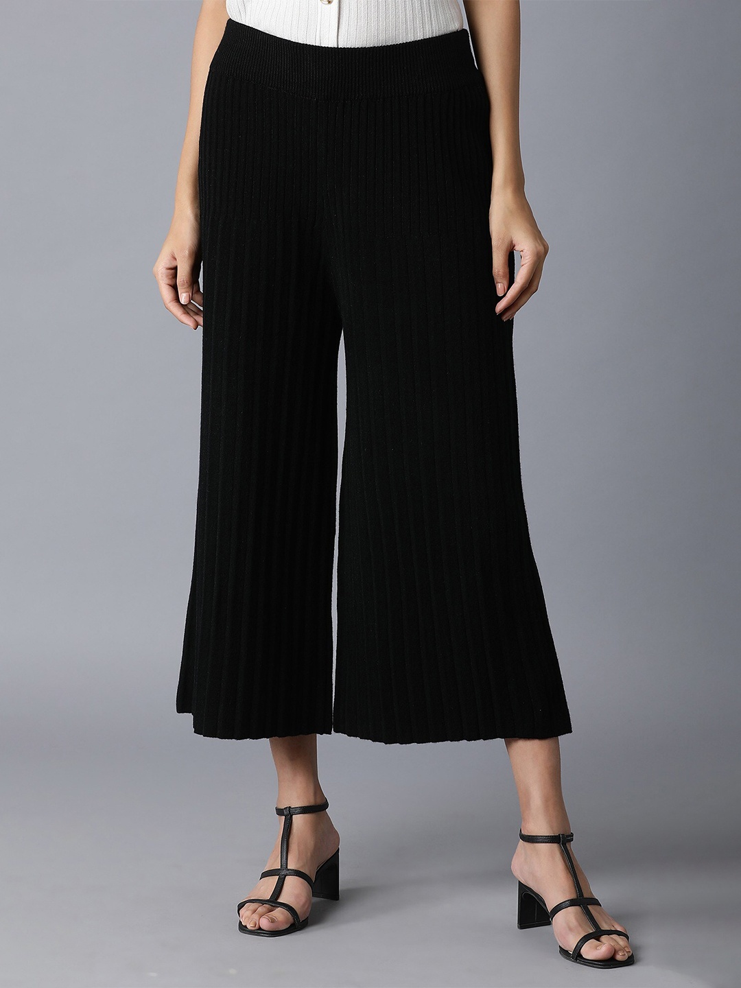 

W Women Black Knitted Cropped Palazzos