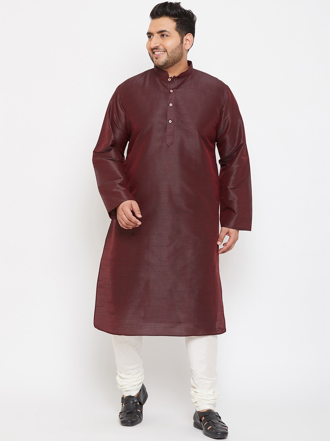 

VASTRAMAY Men Burgundy & Off-white Silk Blend Kurta with Churidar