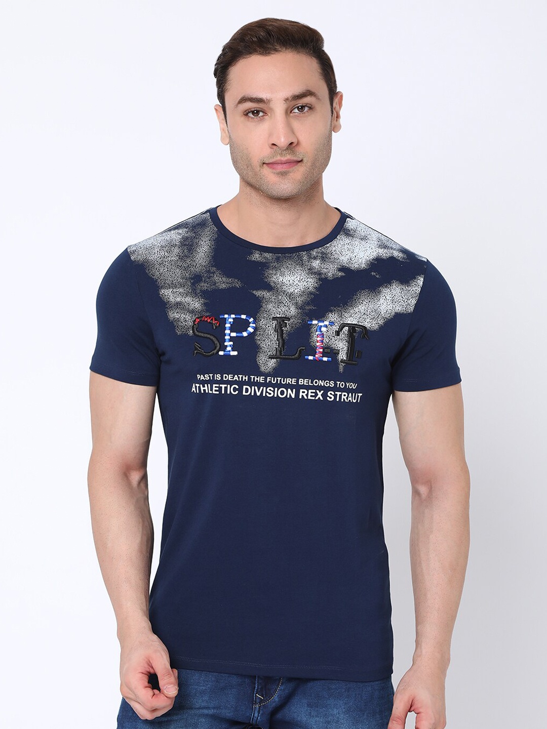 

Rex Straut Jeans Men Navy Blue Typography Printed Slim Fit T-shirt