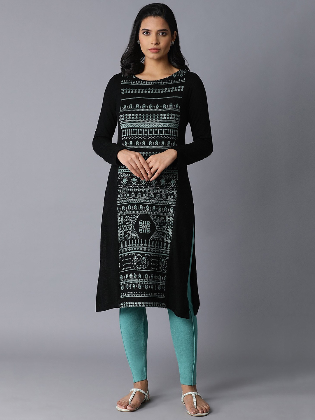 W Women Black Geometric Keyhole Neck Kurta