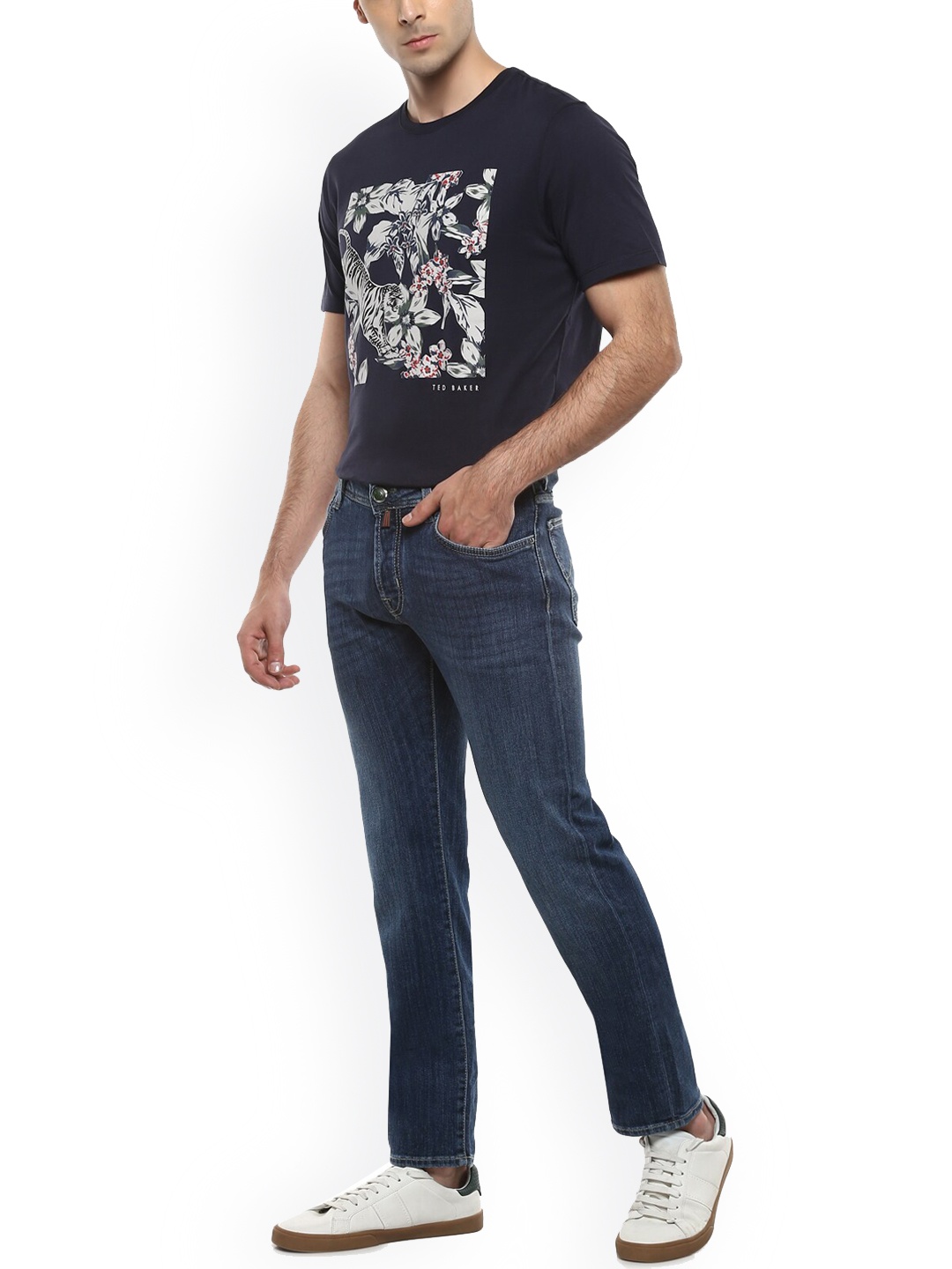 

Jacob Cohen Men Blue Light Fade Jeans