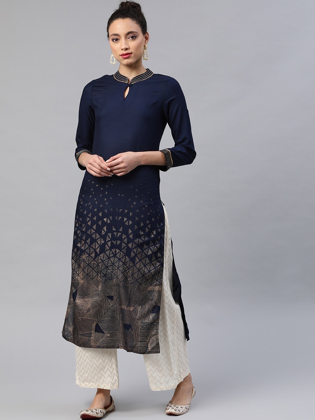 

Indo Era Women Navy Blue Geometric Foil Printed Straight Kurta