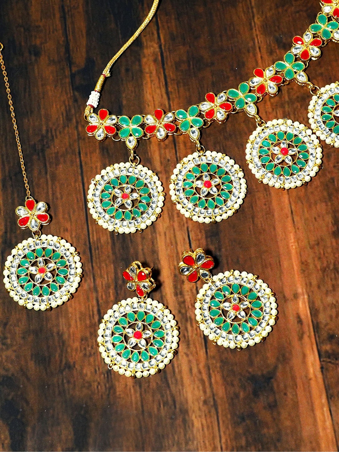 

KARATCART Gold-Plated White & Green Kundan-Studded Handcrafted Jewellery Set