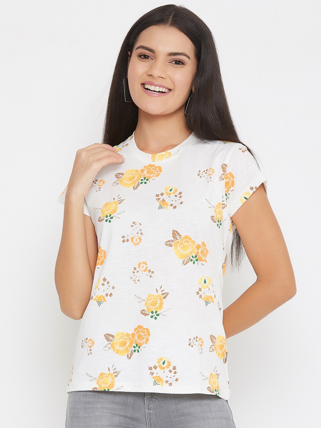 

Crimsoune Club Women Off White Floral Printed Slim Fit Pure Cotton T-shirt