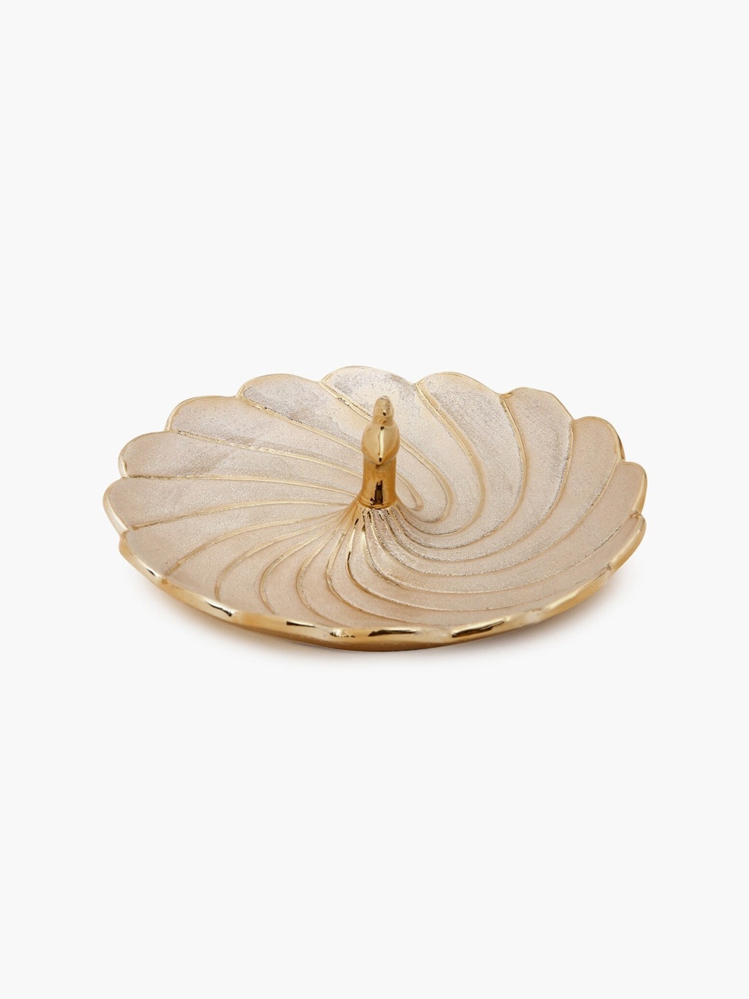 

Home Centre Gold-Toned Textured Stellar Fantasy Peacock Platter