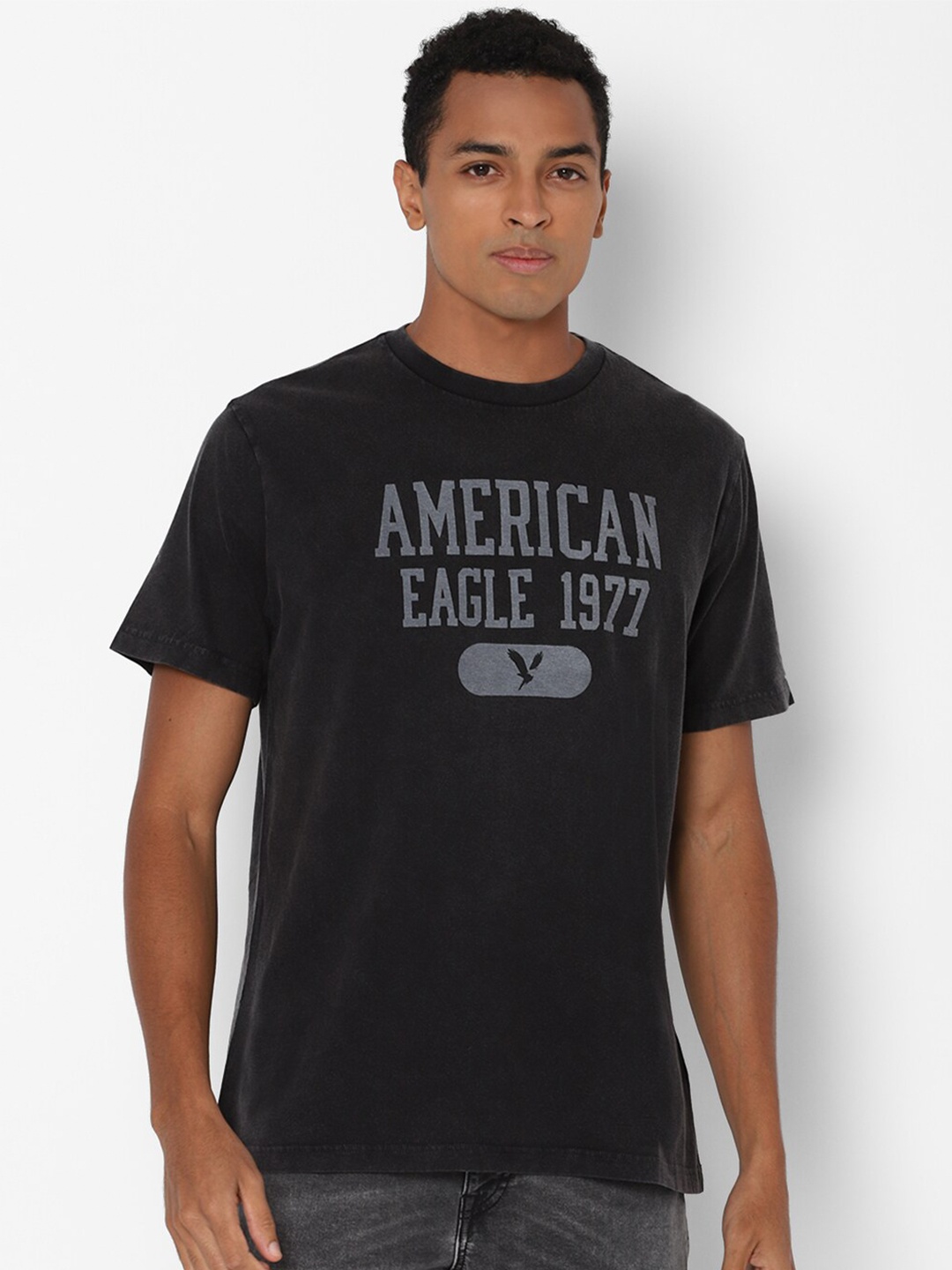 

AMERICAN EAGLE OUTFITTERS Men Black Typography Printed T-shirt