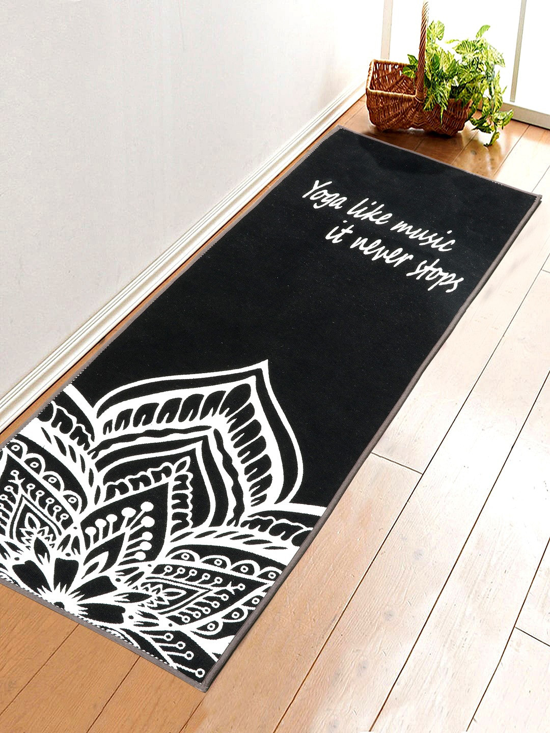 

BELLA TRUE Black & White Digital Printed Anti-Skid Yoga Mat